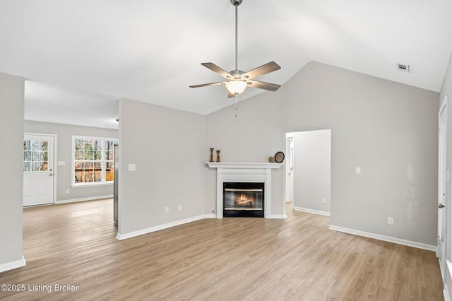 444 Hampton Rd, Brandenburg, KY 40108