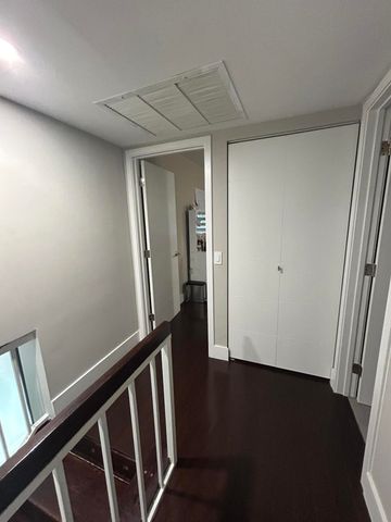 1390 E GOLFVIEW Drive, Pembroke Pines, FL 33026