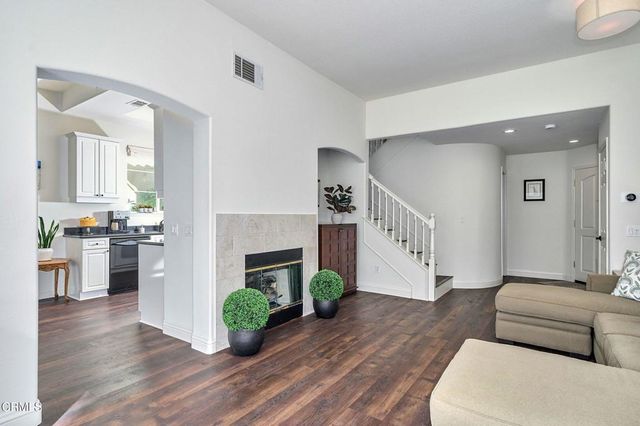 914 Corte Augusta, Camarillo, CA 93010