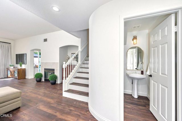 914 Corte Augusta, Camarillo, CA 93010