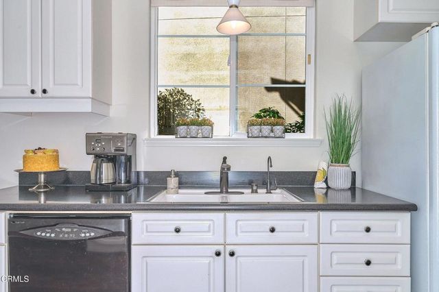 914 Corte Augusta, Camarillo, CA 93010