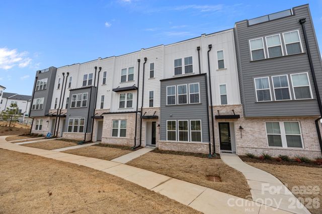 4332 Honeywalk Lane, Charlotte, NC 28278