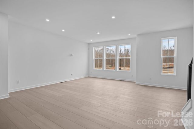 4332 Honeywalk Lane, Charlotte, NC 28278