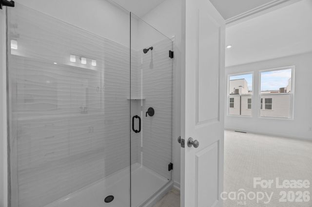 4332 Honeywalk Lane, Charlotte, NC 28278