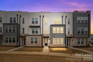 4332 Honeywalk Lane, Charlotte, NC 28278