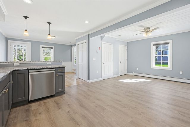 44 Clark St, Spencer, MA 01562