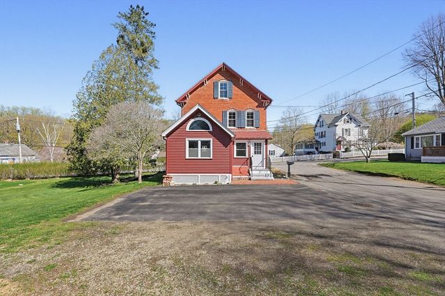44 Clark St, Spencer, MA 01562