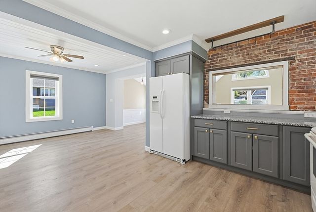 44 Clark St, Spencer, MA 01562