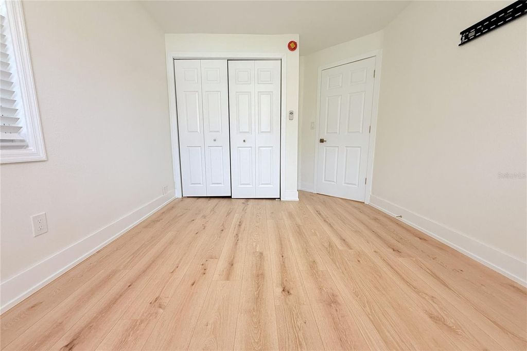 Image 24 of property listing at 8512 SUNBEAM LANE, Tampa, FL 33615