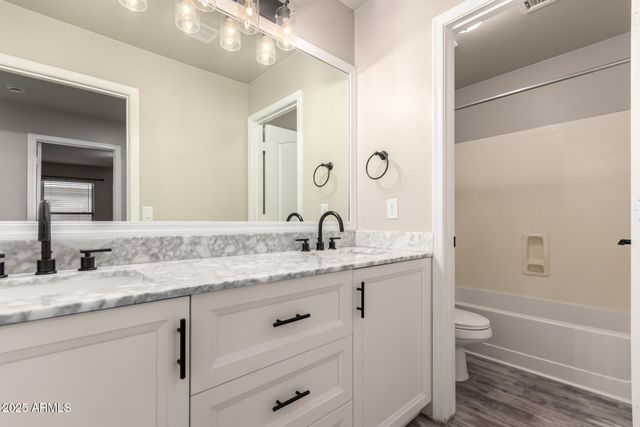 21977 N VAN LOO Drive, Maricopa, AZ 85138