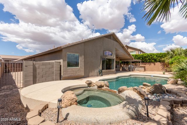 21977 N VAN LOO Drive, Maricopa, AZ 85138