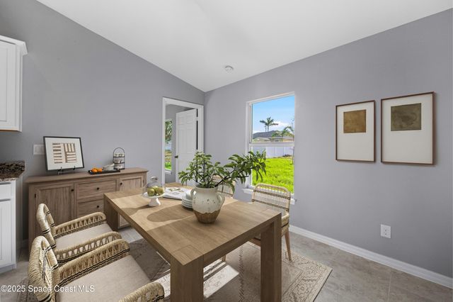 1061 Serenade Street NW, Palm Bay, FL 32907