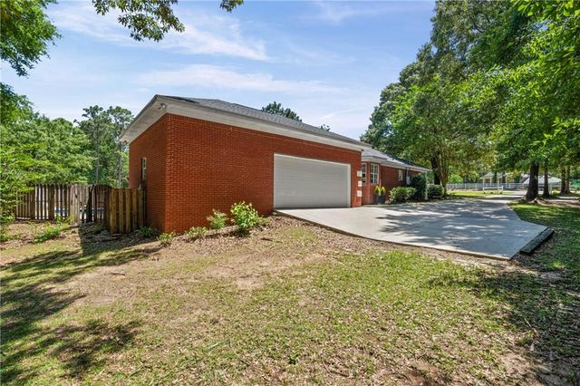 10500 Celeste Road, Saraland, AL 36571