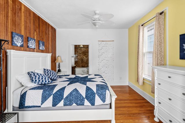 1309 Ursuline St, Galveston, TX 77550