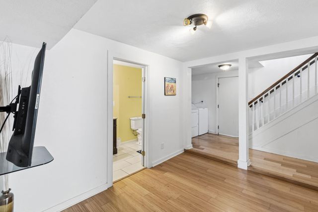 1309 Ursuline St, Galveston, TX 77550