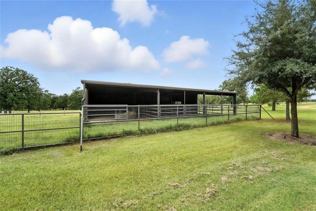 705 Antioch Road, Paige, TX 78659