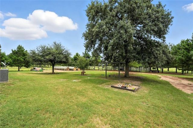 705 Antioch Road, Paige, TX 78659