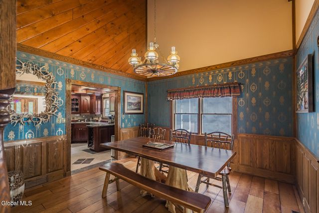 1532 S Shore Road, Edinburg, NY 12835