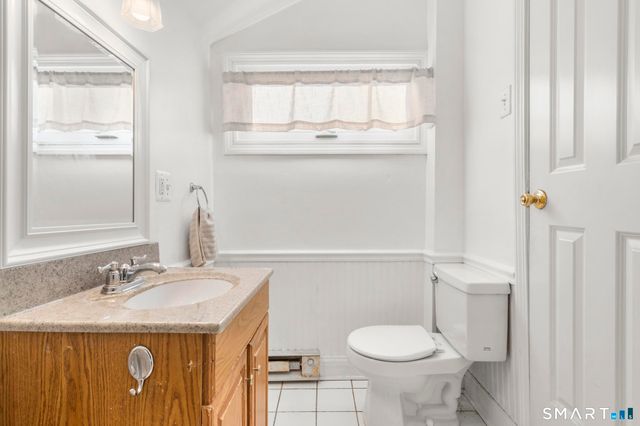 89 Naugatuck Avenue, Milford, CT 06460