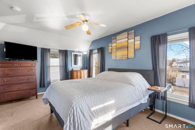 89 Naugatuck Avenue, Milford, CT 06460