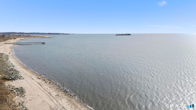 89 Naugatuck Avenue, Milford, CT 06460