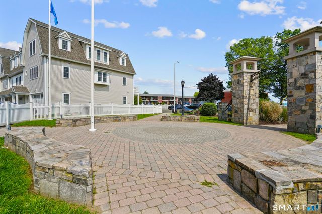 89 Naugatuck Avenue, Milford, CT 06460