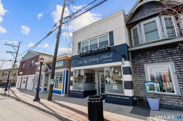 89 Naugatuck Avenue, Milford, CT 06460