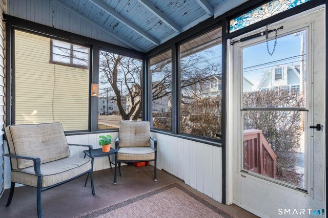 89 Naugatuck Avenue, Milford, CT 06460