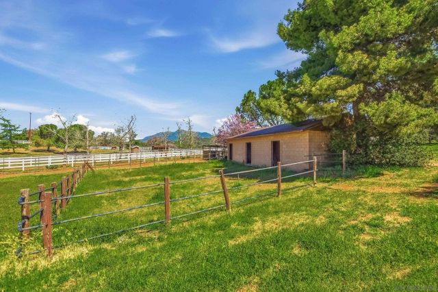 9907 Anderson Ranch Rd, Descanso, CA 91916
