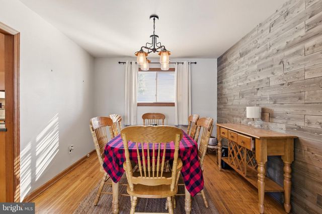 105 SAINT REGIS DR, West Deptford, NJ 08096