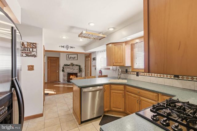 105 SAINT REGIS DR, West Deptford, NJ 08096