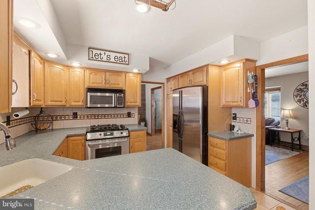 105 SAINT REGIS DR, West Deptford, NJ 08096