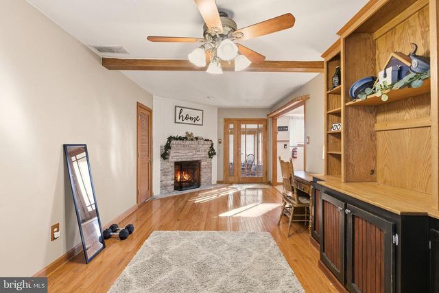 105 SAINT REGIS DR, West Deptford, NJ 08096