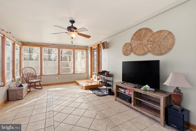 105 SAINT REGIS DR, West Deptford, NJ 08096