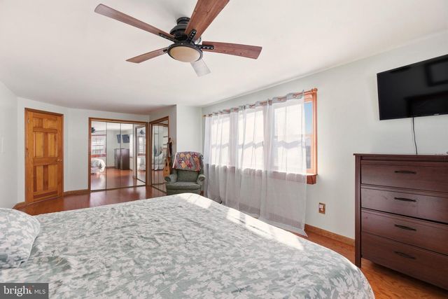 105 SAINT REGIS DR, West Deptford, NJ 08096