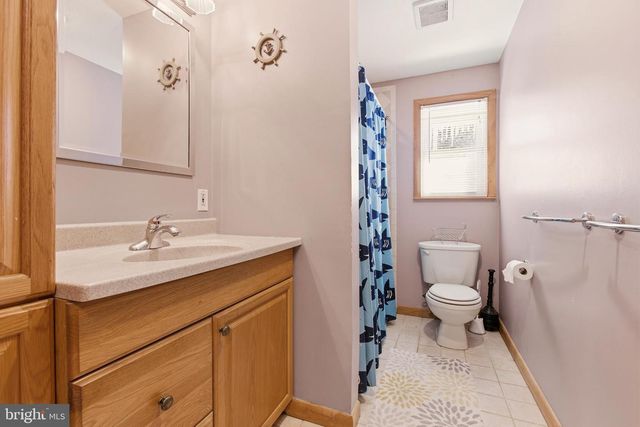 105 SAINT REGIS DR, West Deptford, NJ 08096