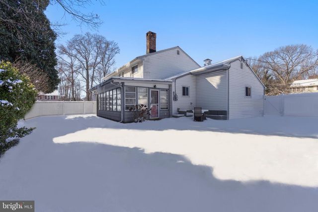 105 SAINT REGIS DR, West Deptford, NJ 08096