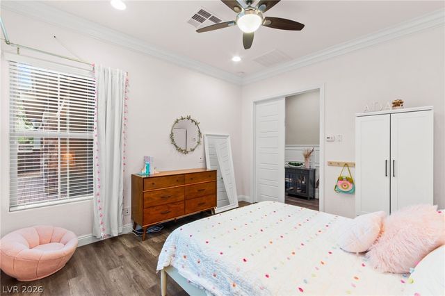 10578 Golden Light Way, Las Vegas, NV 89135
