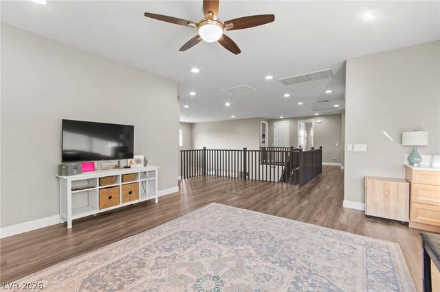 10578 Golden Light Way, Las Vegas, NV 89135