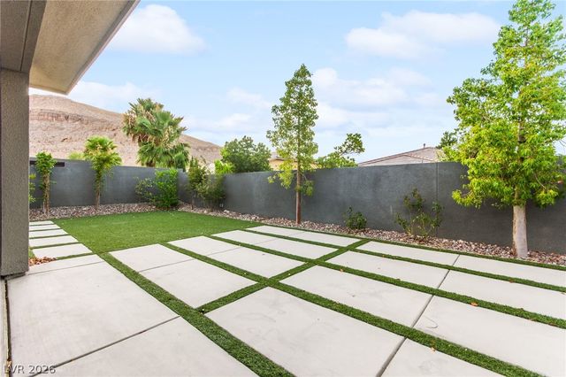 10578 Golden Light Way, Las Vegas, NV 89135