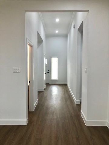 1734 Lantana Lane, El Campo, TX 77437