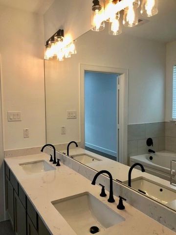 1734 Lantana Lane, El Campo, TX 77437