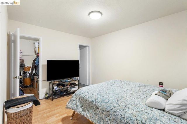 31 Croxton Ave, Oakland, CA 94611