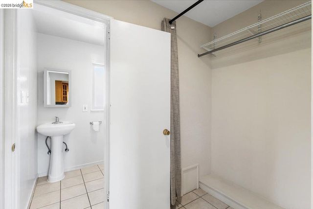 31 Croxton Ave, Oakland, CA 94611