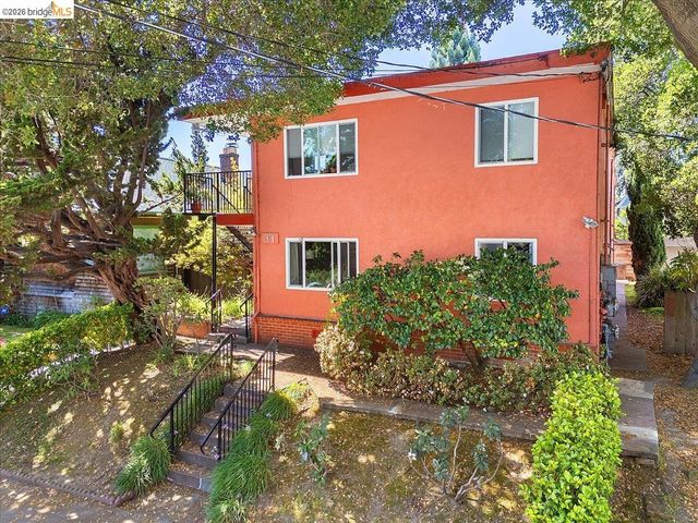 31 Croxton Ave, Oakland, CA 94611