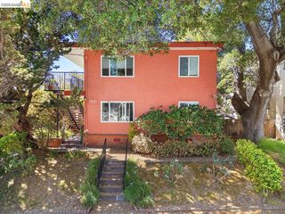 31 Croxton Ave, Oakland, CA 94611