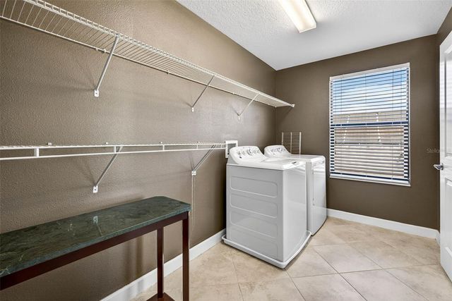 9906 VICTORY GALLOP LOOP, Ruskin, FL 33573