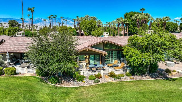 136 Deer Spring Way, Palm Desert, CA 92211