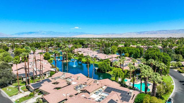 136 Deer Spring Way, Palm Desert, CA 92211