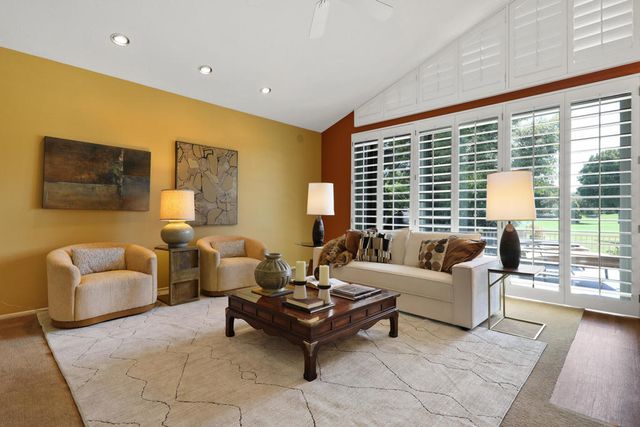 136 Deer Spring Way, Palm Desert, CA 92211
